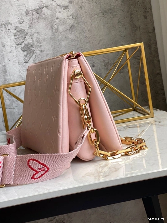 WIS LOUIS PM VUITTON LIMITED EDITION -COUSSIN 0718